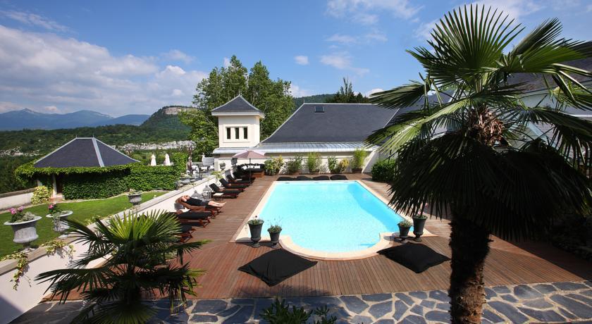 Hotel Les Saints Peres Montagnole Exterior foto