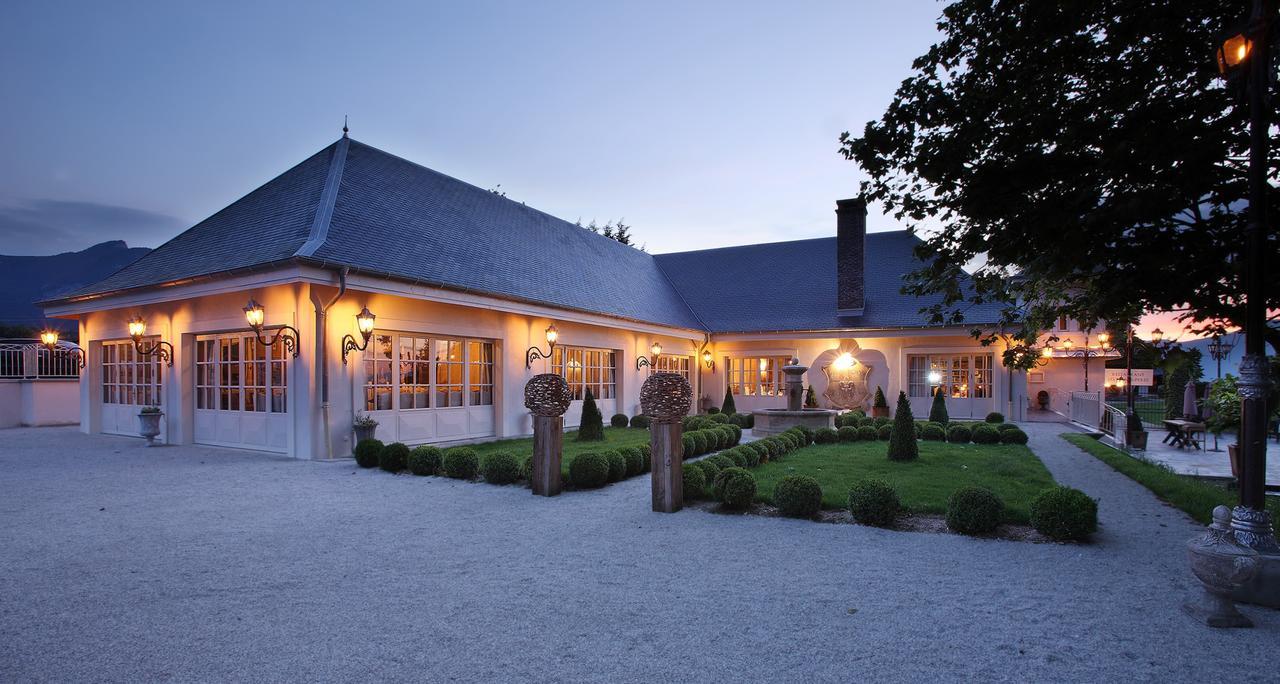 Hotel Les Saints Peres Montagnole Exterior foto